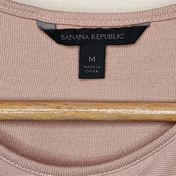 Banana Republic Pink Ruffle Front Asymmetrical Sleeveless Top Size Medium - Picture 4 of 4